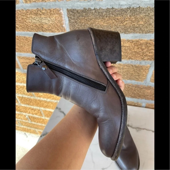 AGL Ella Block Heel Bootie Pewter gray 38.5/8.5 - Picture 6 of 12